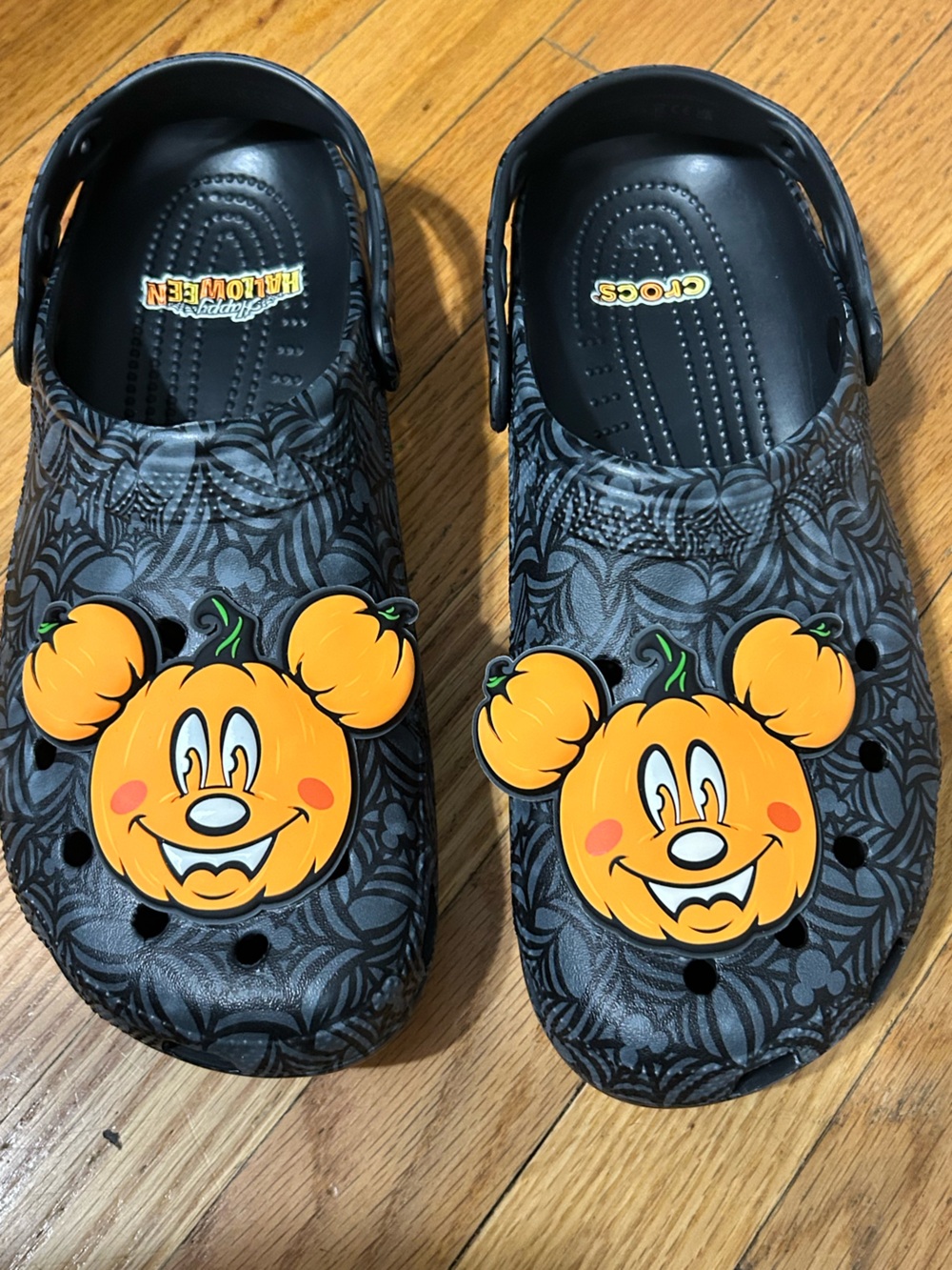 CROCS Disney Halloween clogs